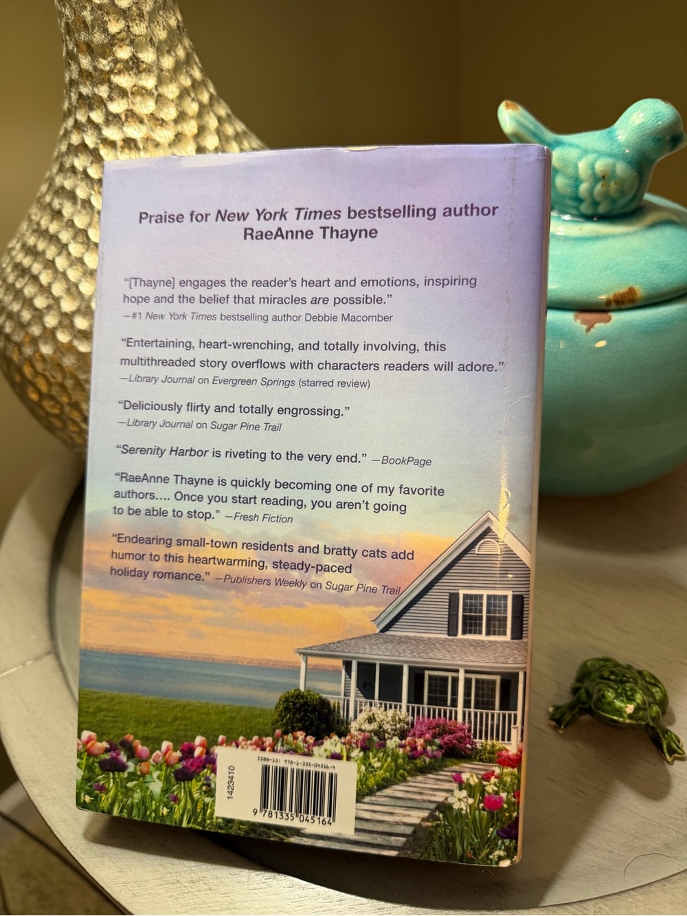 The Sea Glass Cottage - Hardcover - Picture 2 of 3